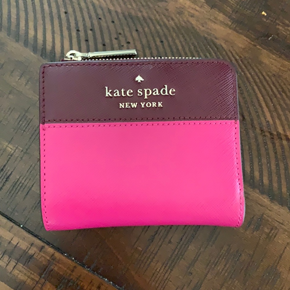 NWT♠️Kate Spade small bifold wallet